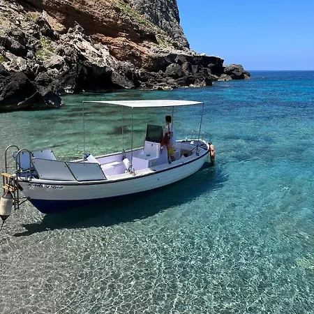 Camera Matrimoniale La Lampuga Πανσιόν